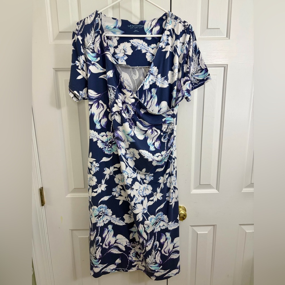 Soft Surroundings Shapely Anywhere Ruched Blue Floral Dress Size Large